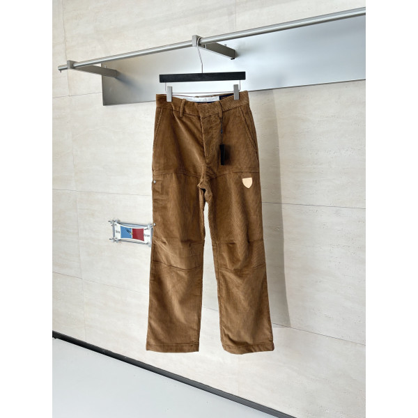 LV 아플리게 레터링 모듀로이 팬츠