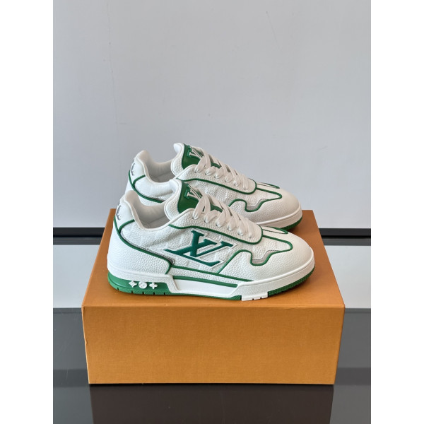 LV 레터링로고 스니커즈