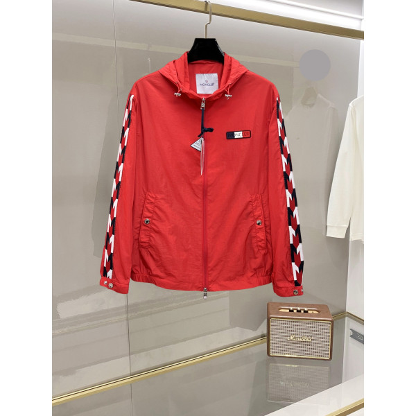 몽클레어 마스크드 재킷