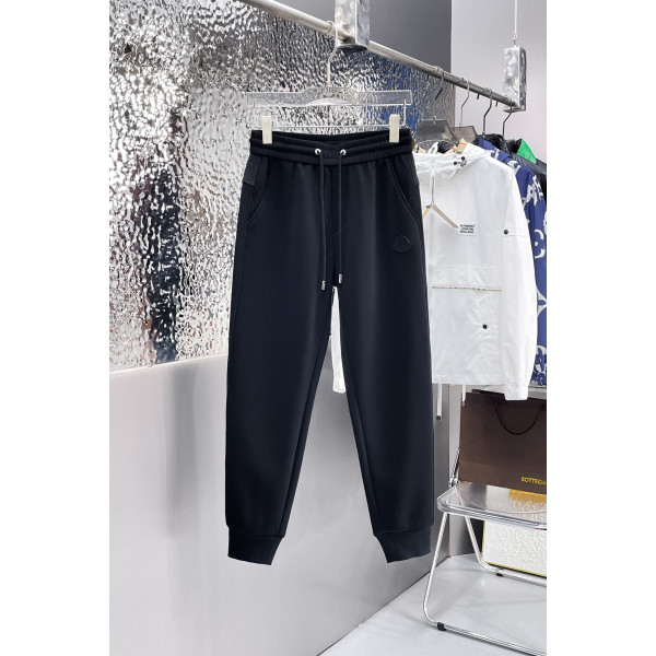 몽클레어 캐주얼 팬츠