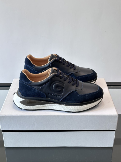 지방시 스웨이드 스니커즈