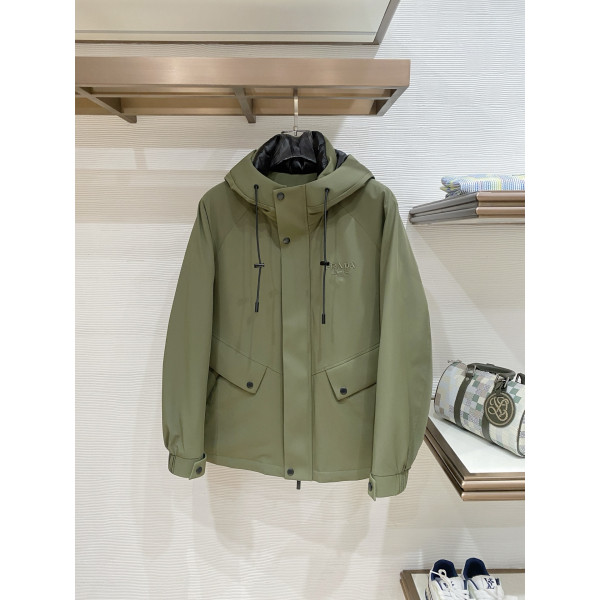 프라다 후드 다운재킷