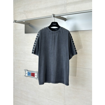 발렌시아가 자카드 스트링 라벨 티셔츠