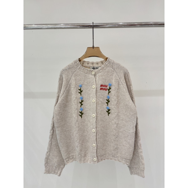 미우미우 라운드넥 가디건