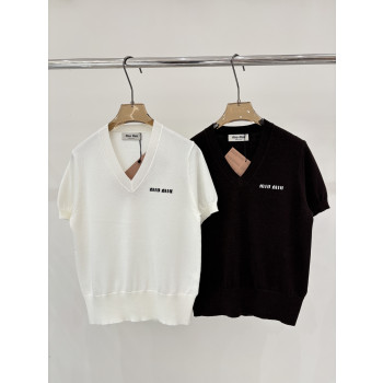 미우미우 브이넥 로고 반팔