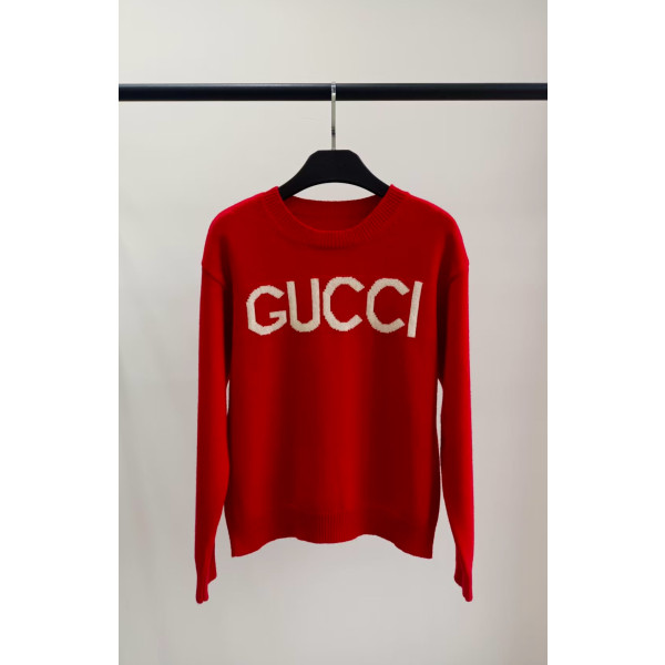 구찌 라운드넥 로고 니트 스웨터