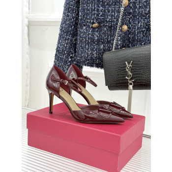 발렌티노 빅V버클 포인티드 토 하이힐