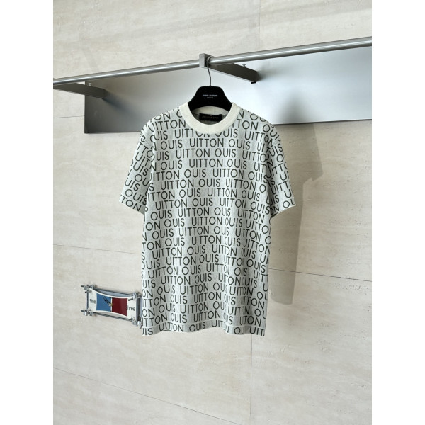 LV 루이 모노그램 풀 프린트 티셔츠