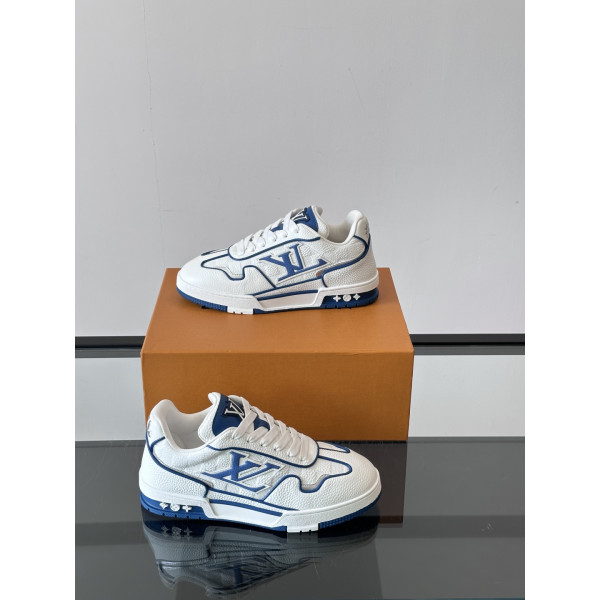 LV 레터링로고 스니커즈