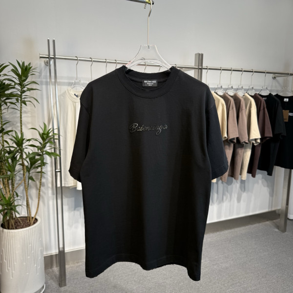 발렌시아가 핸드메이드 라운드넥 반팔 티셔츠