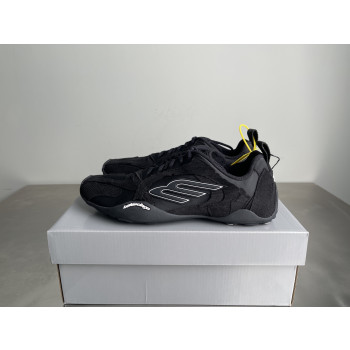 발렌시아가 라운드 토 레이스업 로우탑 슈즈