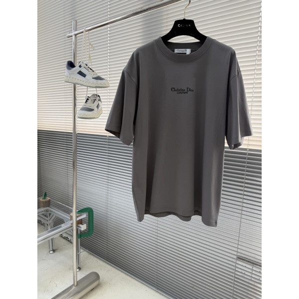 디올 자수 레터링 반팔 티셔츠