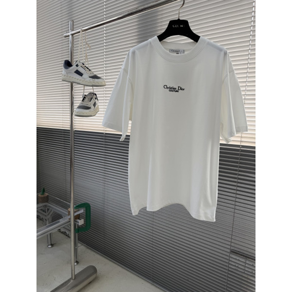 디올 자수 레터링 반팔 티셔츠