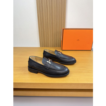 에르메스 잠금 장식 구두