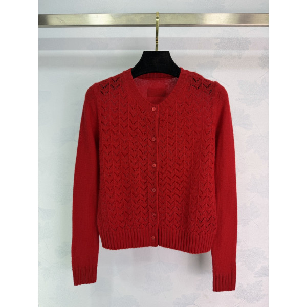 미우미우 라운드넥 니트 가기건