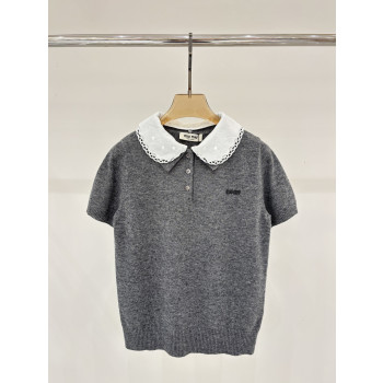 미우미우 로고 자수 하프니트 풀오버 반팔