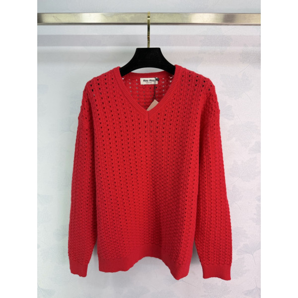 미우미우 브이넥 니트