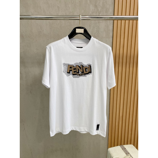 펜디 라운드넥 티셔츠