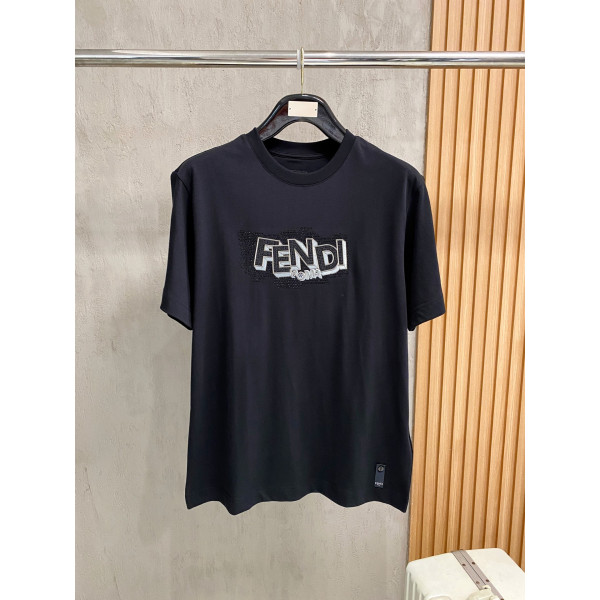 펜디 라운드넥 티셔츠