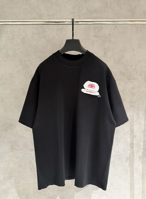 발렌시아가 자수 반팔티셔츠