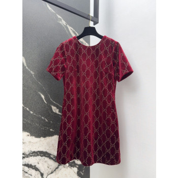 구찌 버건디 더블G핫 다이아몬드 장식 벨벳 원피스