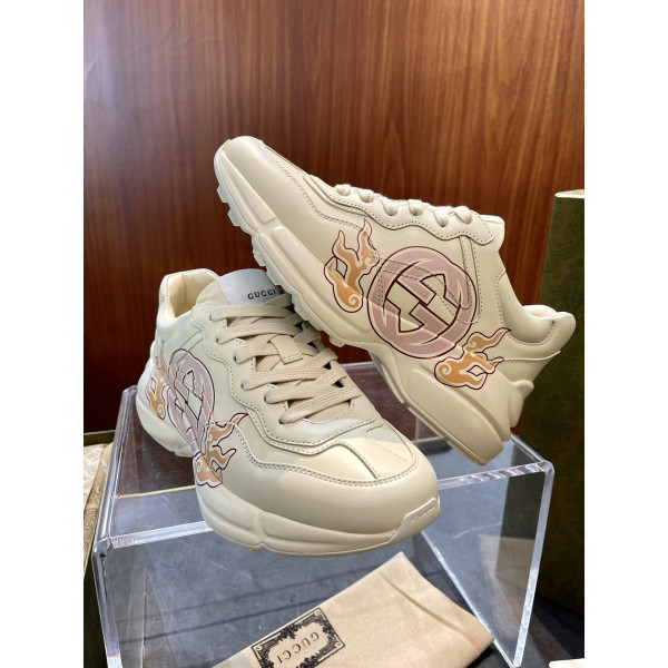 구찌 GG 라이톤 스니커즈