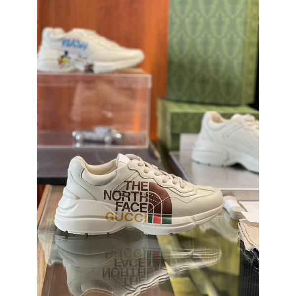 구찌 GG라이톤 스니커즈