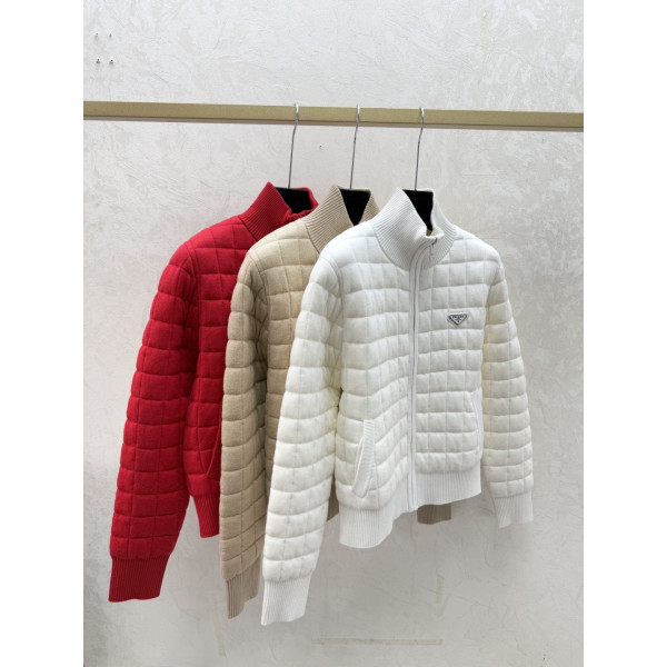 프라다 터틀넥 니트 재킷