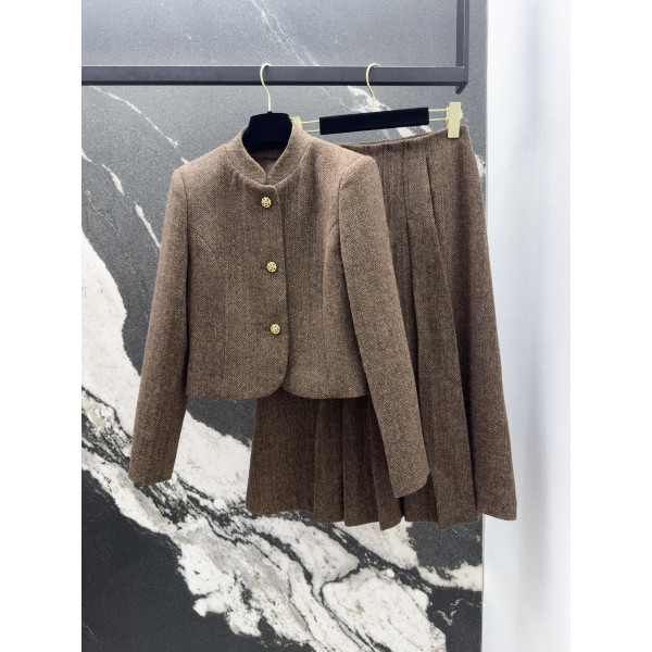 LP 스탠드업 숏 재킷 미디 플러츠 스커트 세트