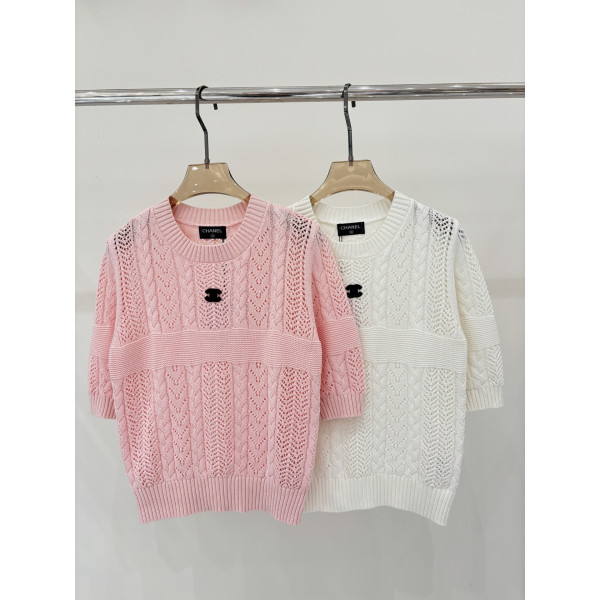 샤넬 라운드넥 레터 로고 니트 반팔