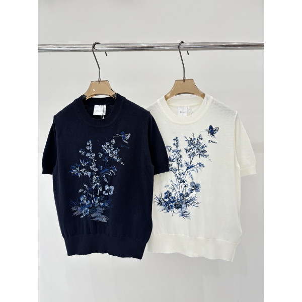 디올 라운드넥 레터로고 플로럴 반팔 티셔츠