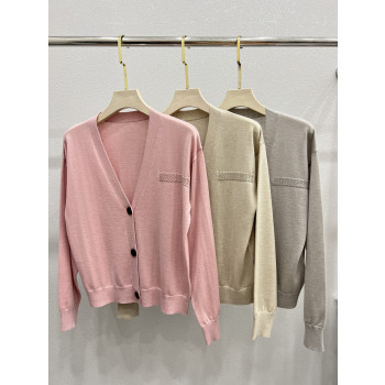 BC V넥 칼라 가디건