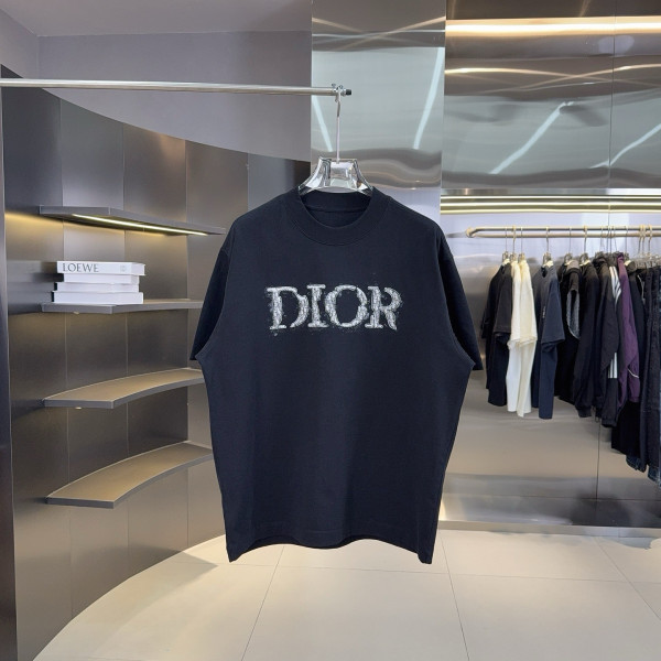 디올 입체 로고 반팔 티셔츠
