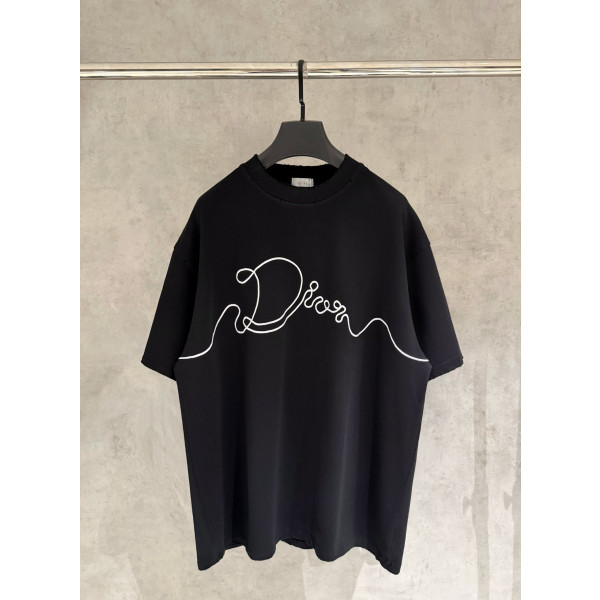 디올 자수 반팔 티셔츠