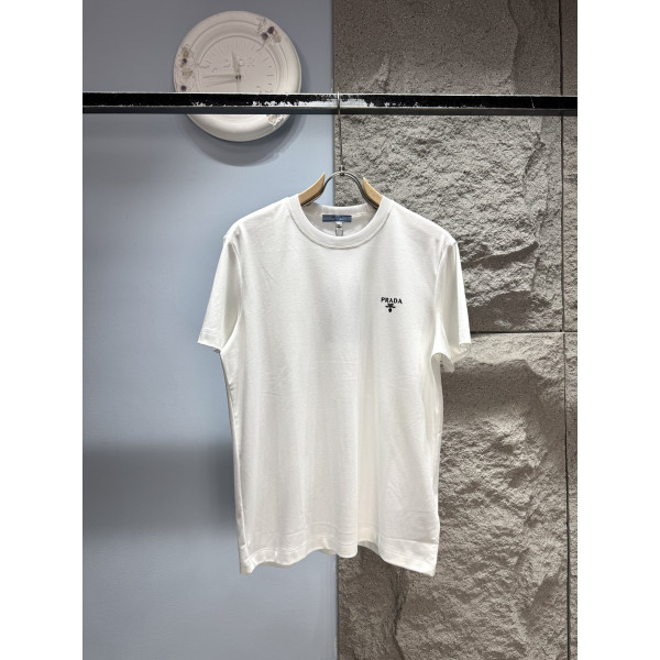 프라다 라벨로고 프린트 반팔 티셔츠