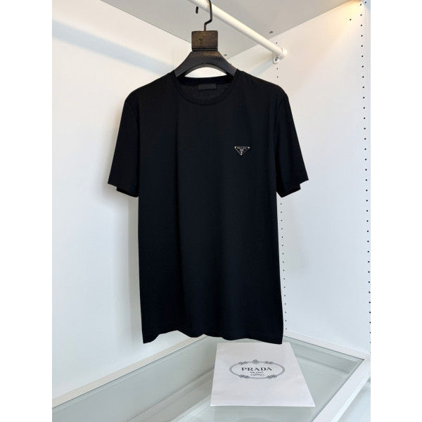 프라다 라운드넥 티셔츠