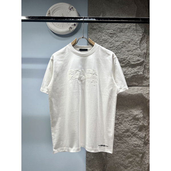프라다 반팔 티셔츠