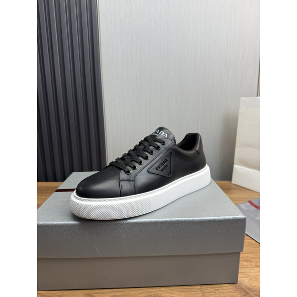 프라다 프렉스 스니커즈