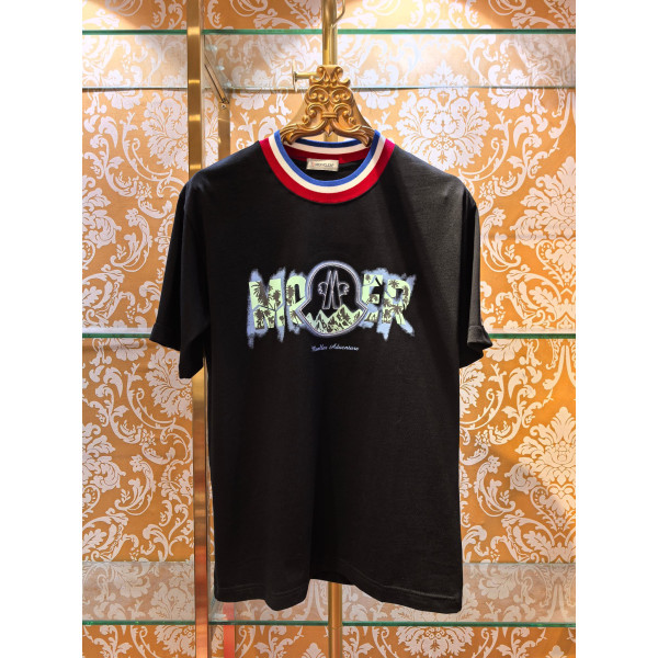 몽클레이 프린트 로고 자수 반팔 티셔츠