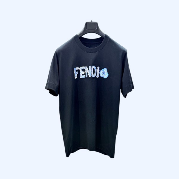 펜디 라운드넥 반팔