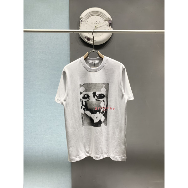 지방시 아트 프린트 반팔 티셔츠