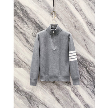TB 스탠드넥 하프체스트 스웨터