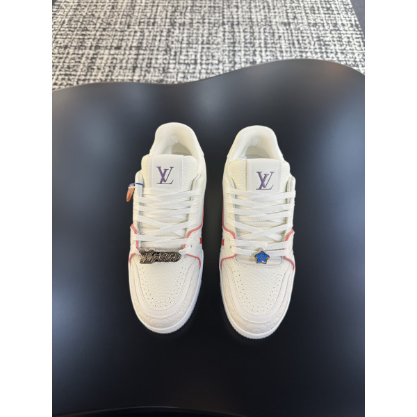 LV 트레이너 스니커즈