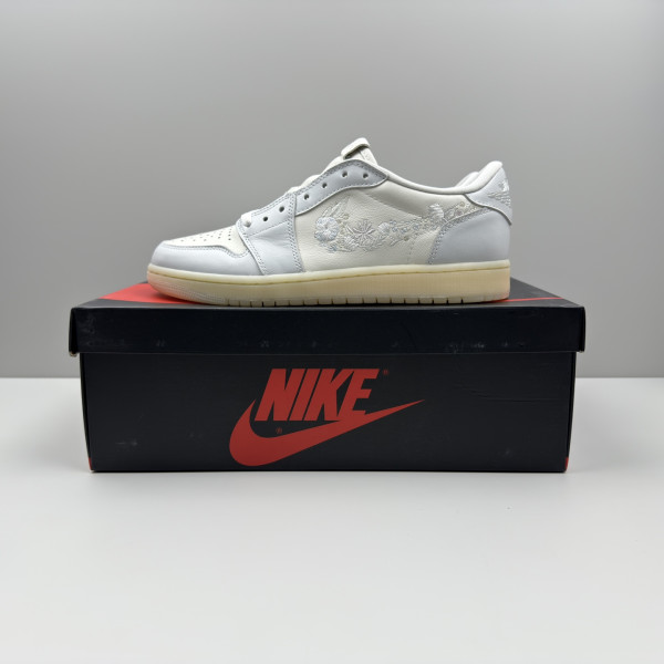 나이키 AJ1바브 코브랜딩 로우탑 퓨어 슈즈