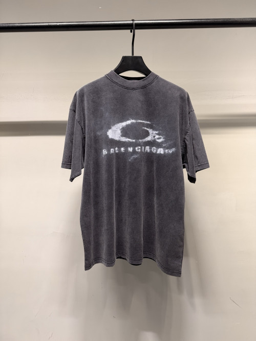 발렌시아가 스모크 워싱 반팔 티셔츠