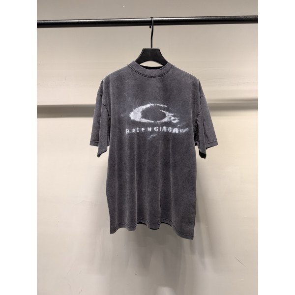 발렌시아가 스모크 워싱 반팔 티셔츠