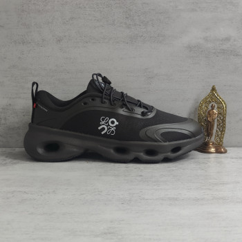 로에베 X 온러닝 클라우드 솔로 스니커즈