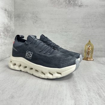 로에베 X 온 러닝 클라우드틸트 스니커즈