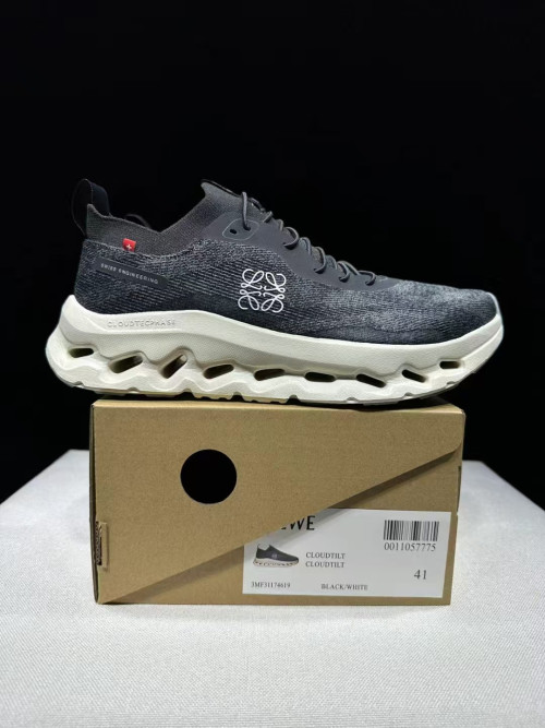 로에베 X 온 러닝 클라우드틸트 스니커즈