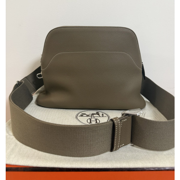 Hermes 볼리드 메신져 백